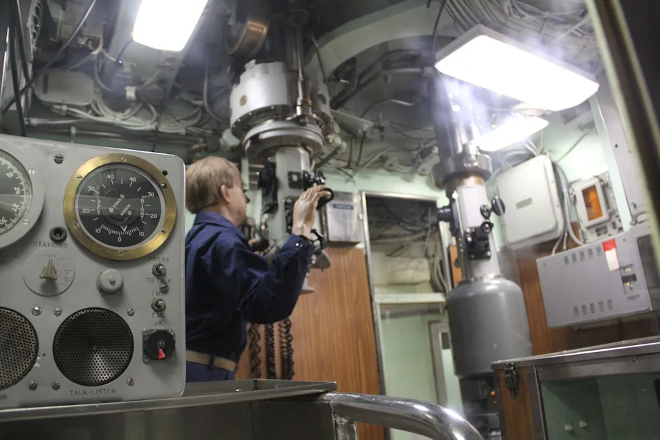 Inside the USS Nautilus: Touring the World's First Nuclear-Powered Submarine - Image 15
