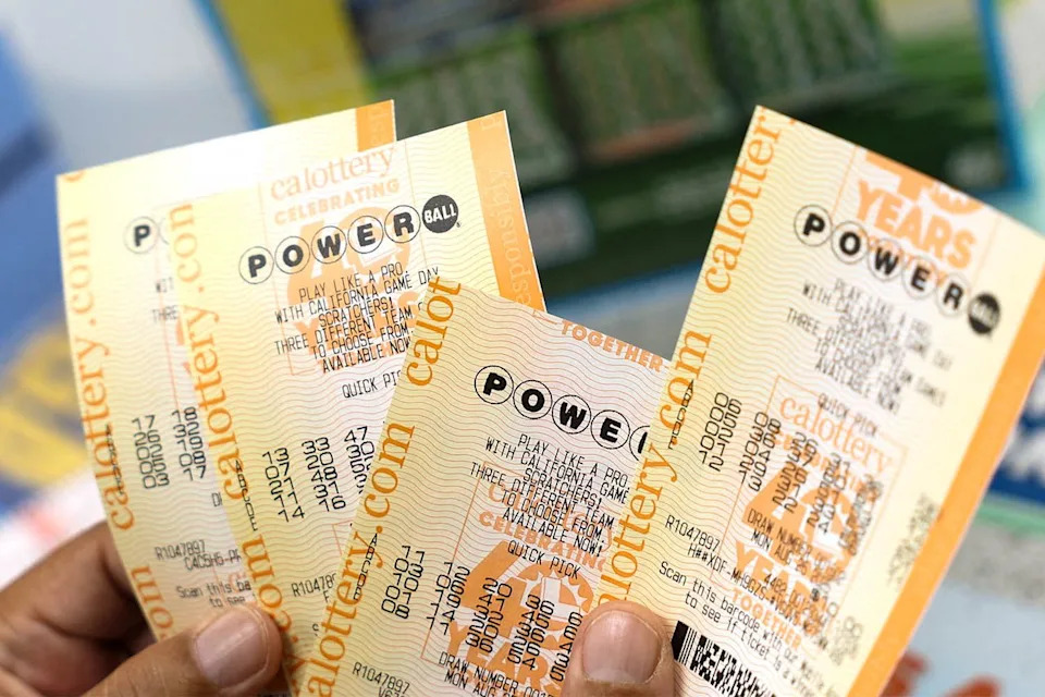 Single Arkansas Ticket Wins $1.817 Billion Powerball Jackpot On Christmas Eve — Second-Largest Ever