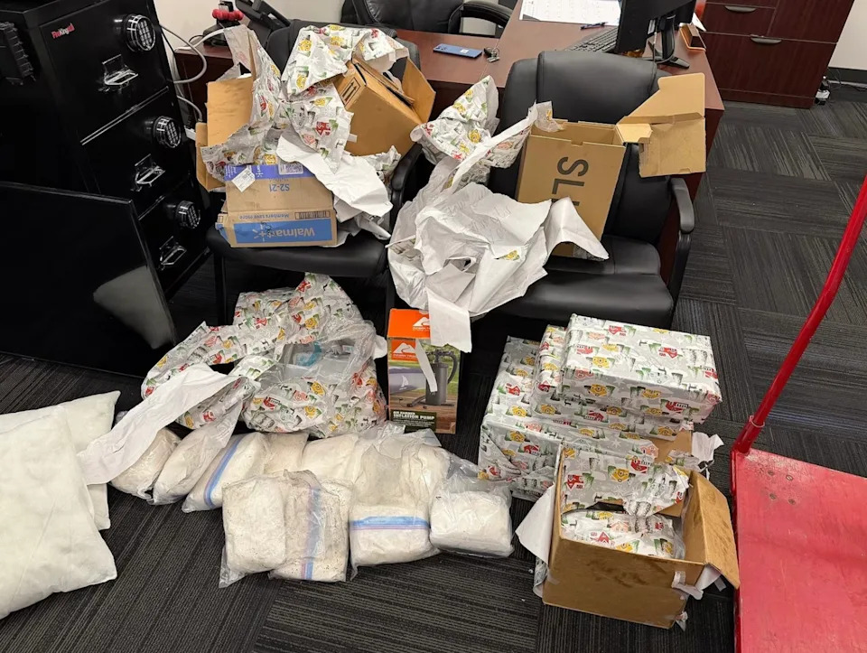 Kentucky Police Seize 55 Pounds of Meth Hidden as Christmas Gifts; 23-Year-Old Arrested