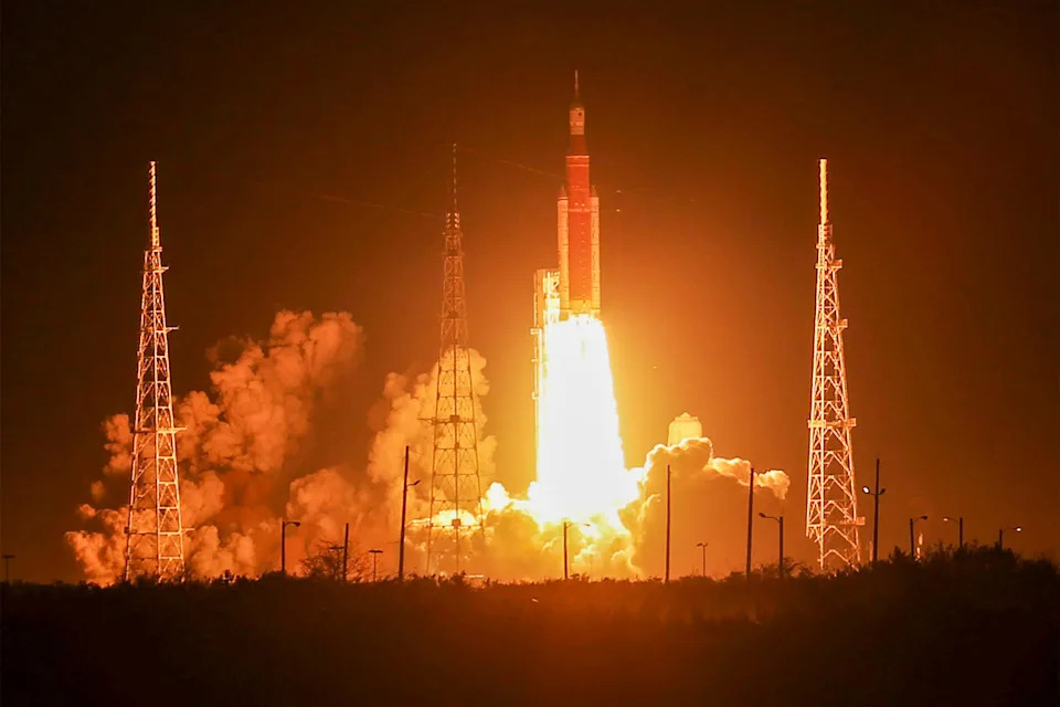 Artemis II Could Return Humans to Lunar Orbit in 2026 — A Critical Test for SLS and Orion