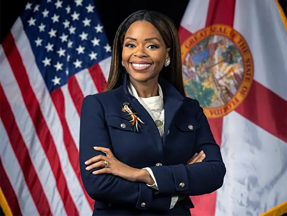 Florida Congresswoman Removes $100K Ring From Holiday Photo Amid Federal Indictment