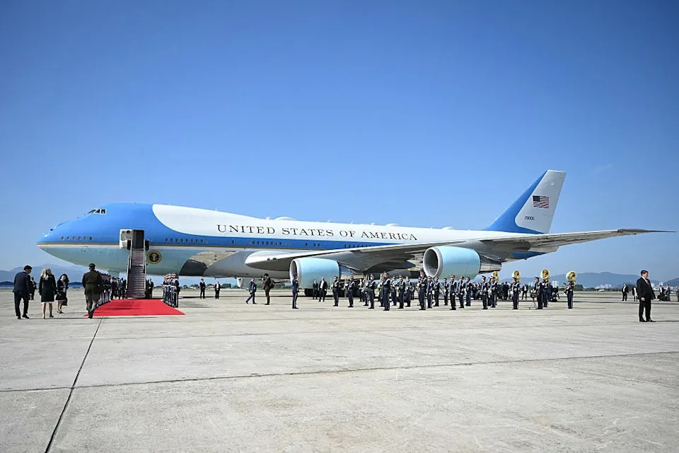 Inside The Luxurious, Heavily Fortified Jets World Leaders Use — From Air Force One To The Flying Kremlin