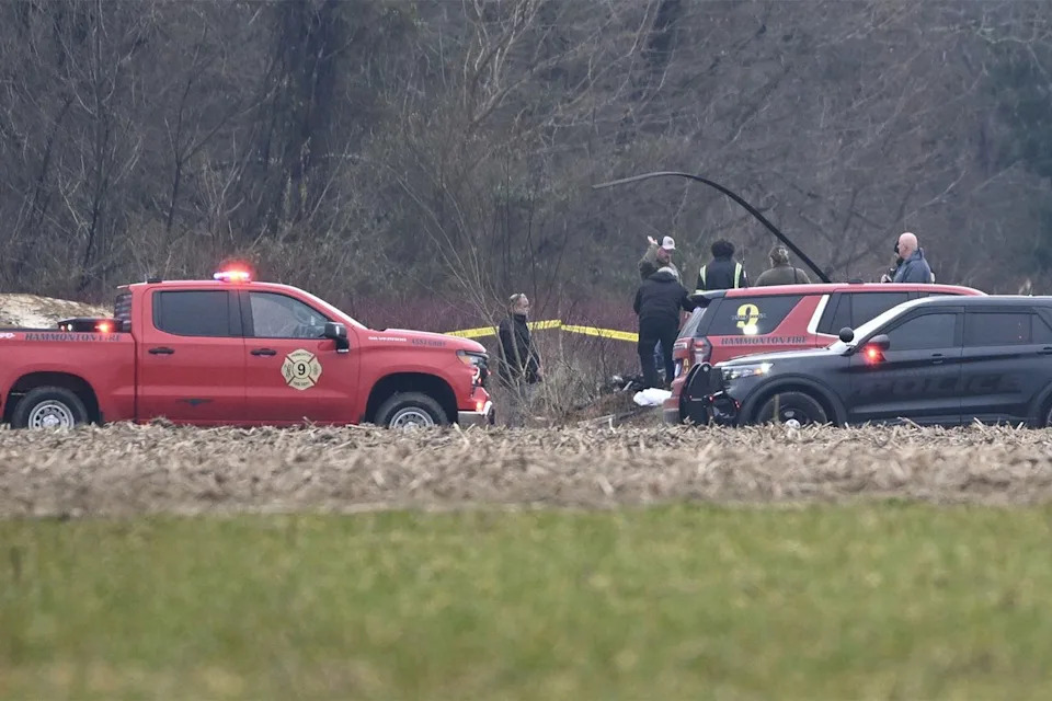 Second Pilot Dies After Midair Collision Between Two Helicopters Near Hammonton, N.J.