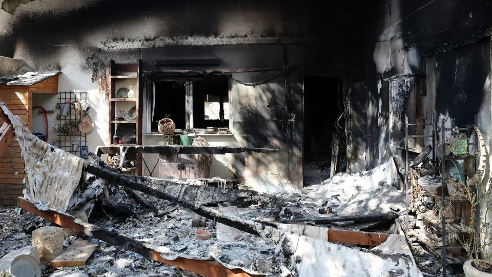 Returning to the Frontline: Israelis Rebuild Gaza‑Border Kibbutzim Amid Trauma, Fear and a Shrinking Peace Movement