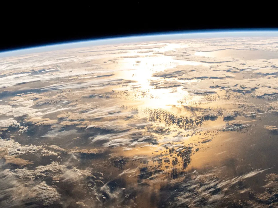 25 Years Above Earth: Astronauts' Most Stunning ISS Photos of 2025