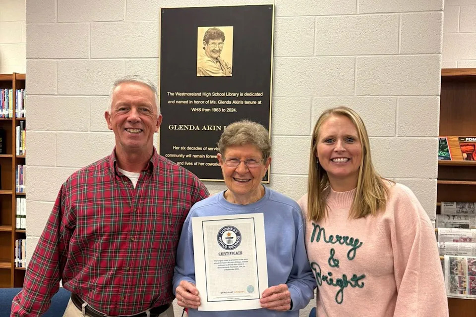Tennessee Teacher Sets Guinness World Record After 61 Years at Same School