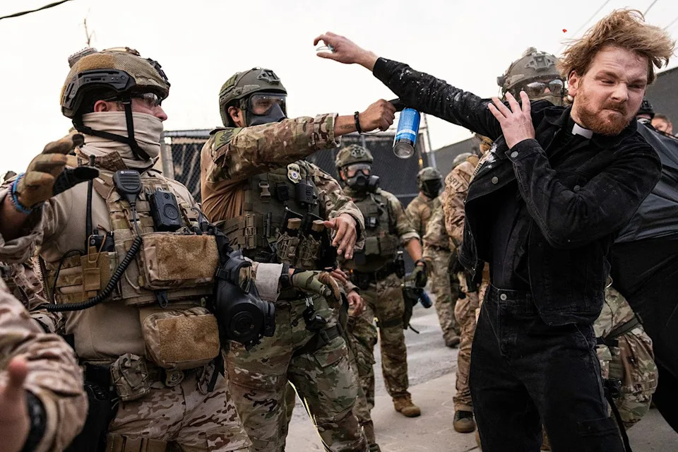 25 Photographs That Defined a Tumultuous 2025 in U.S. Politics