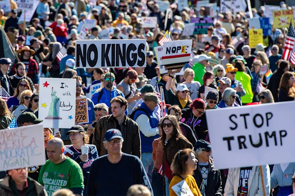 25 Photographs That Defined a Tumultuous 2025 in U.S. Politics