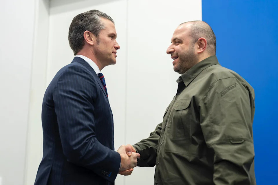 Pentagon Chief Pete Hegseth Reportedly Powdered His Nose Before Meeting Ukraine’s Defense Minister, New Report Says