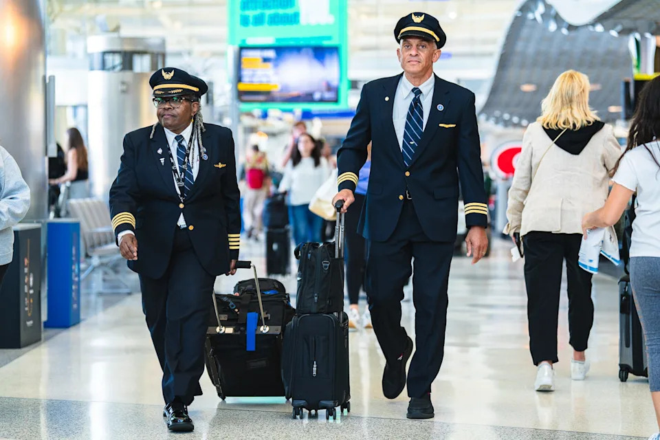 Trailblazer Theresa Claiborne: USAF’s First Black Woman Pilot Who Flew Nearly Every Boeing Jet