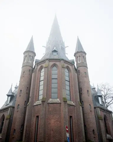 Historic Amsterdam Vondelkerk Gutted by Fire as Widespread New Year Violence Erupts