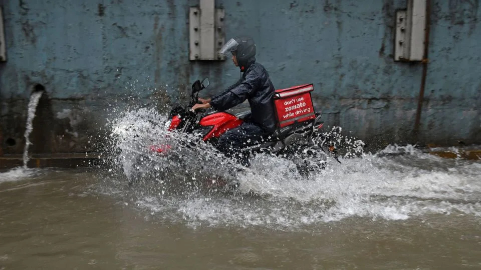 Thousands of Indian Delivery Workers Strike Over '10‑Minute' Promise, Demand Pay, Safety and Benefits