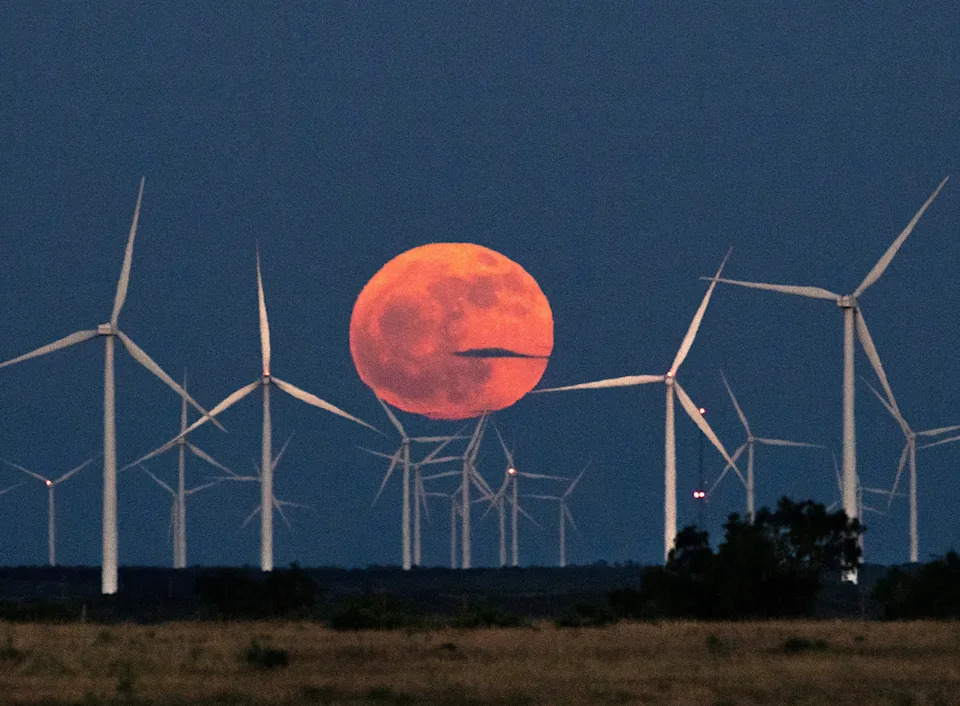 Full Moons of 2026 in Mississippi: Dates, Peak Times, Eclipses and the Stories Behind Their Names