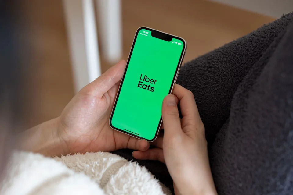 California Requires Food Delivery Apps to Pay Full Cash Refunds — No More In-App Credits Starting Jan. 1