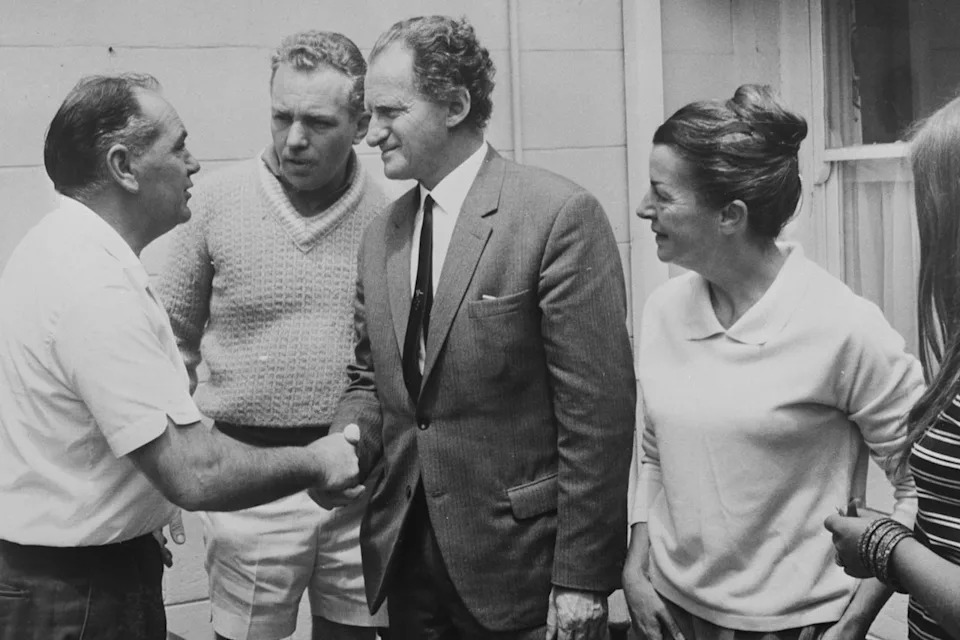 The Beaumont Children: Last Seen With a Stranger Before Their 1966 Disappearance — Inside the Unsolved Glenelg Mystery