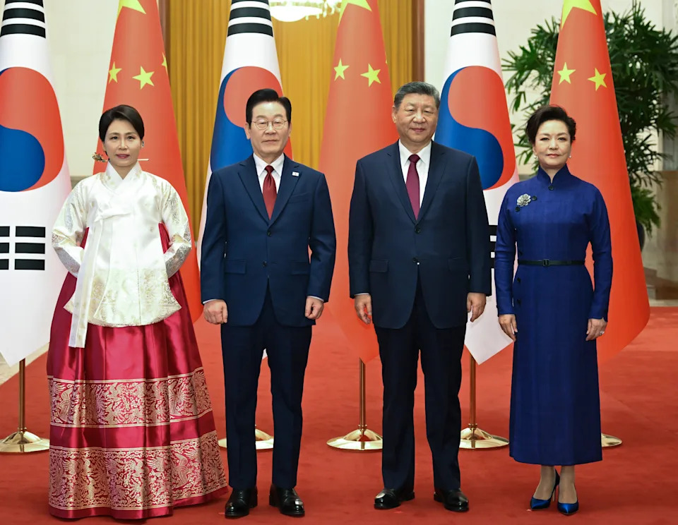 China and South Korea Pledge Stronger Ties as Regional Tensions Rise