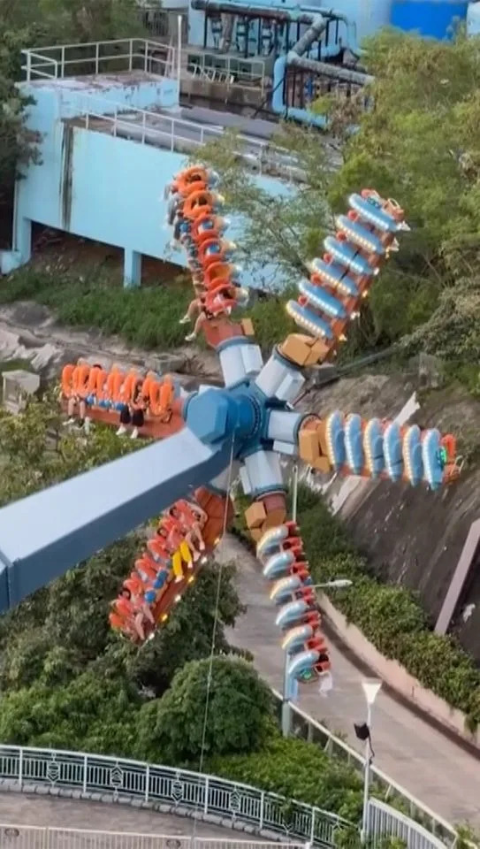 15 Stranded Mid‑Air on Ocean Park’s Wild Twister After Signal Failure — Second Halt in Five Months