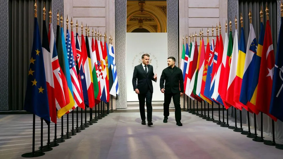 UK and France Sign Declaration to Station Troops in Ukraine If Peace Deal Is Reached