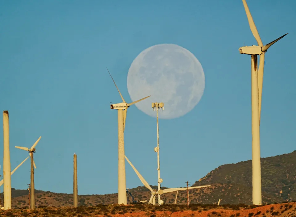 Indiana’s 2026 Moon Guide: 13 Full Moons, 3 Supermoons, 2 Eclipses and a Blue Moon