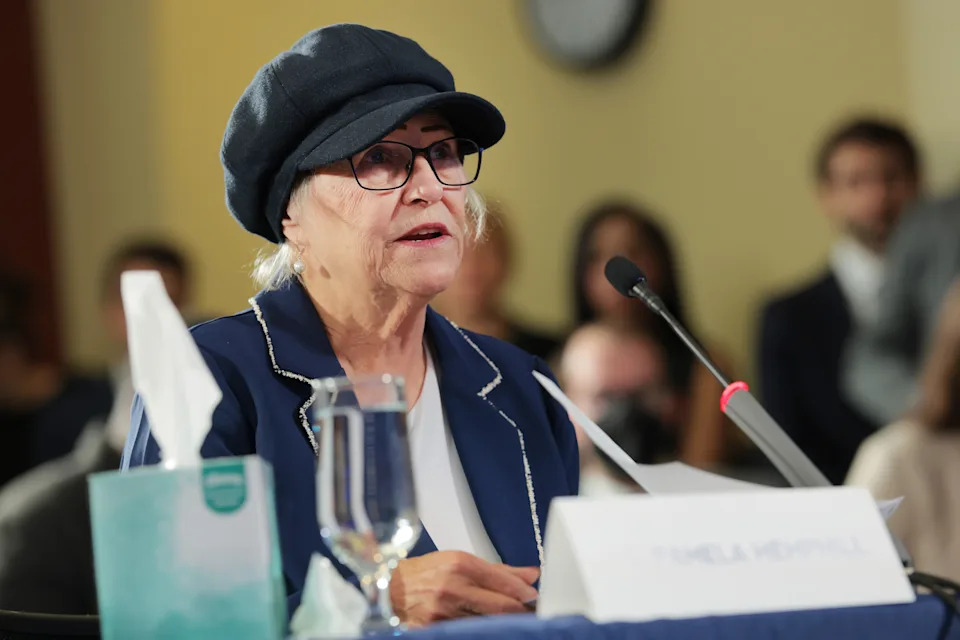 Viral 'MAGA Granny' Speech: Woman Says She Left the 'MAGA Cult' — Video Sparks Widespread Reaction