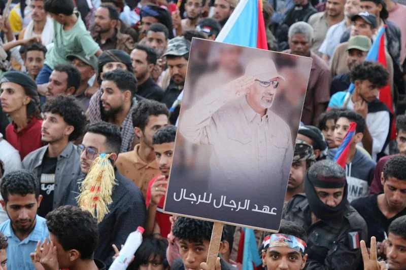 Yemen's Southern Separatists Fracture as Saudi–UAE Rift Deepens