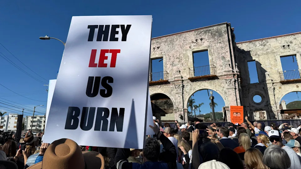 “They Let Us Burn”: Palisades Fire Survivors Rally for Accountability One Year After Devastating Blaze