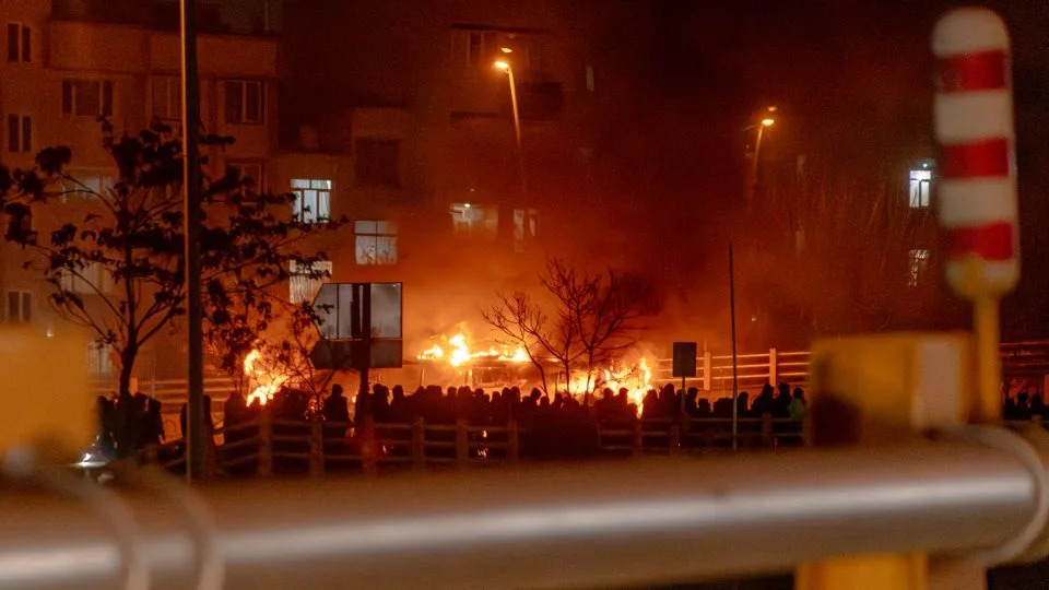 Tehran Protests: Witnesses Describe 'Bodies Piled Up' in Hospitals as Crackdown Turns Deadly