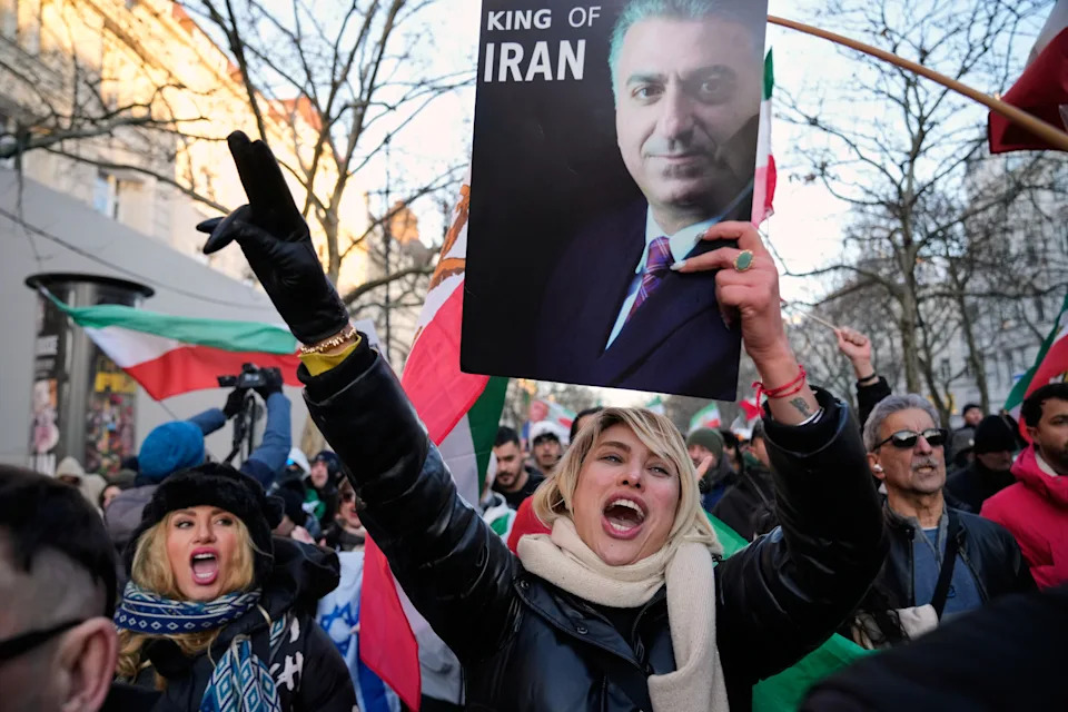 Global Solidarity: Striking Photos From Weekend Rallies Supporting Iran Protests