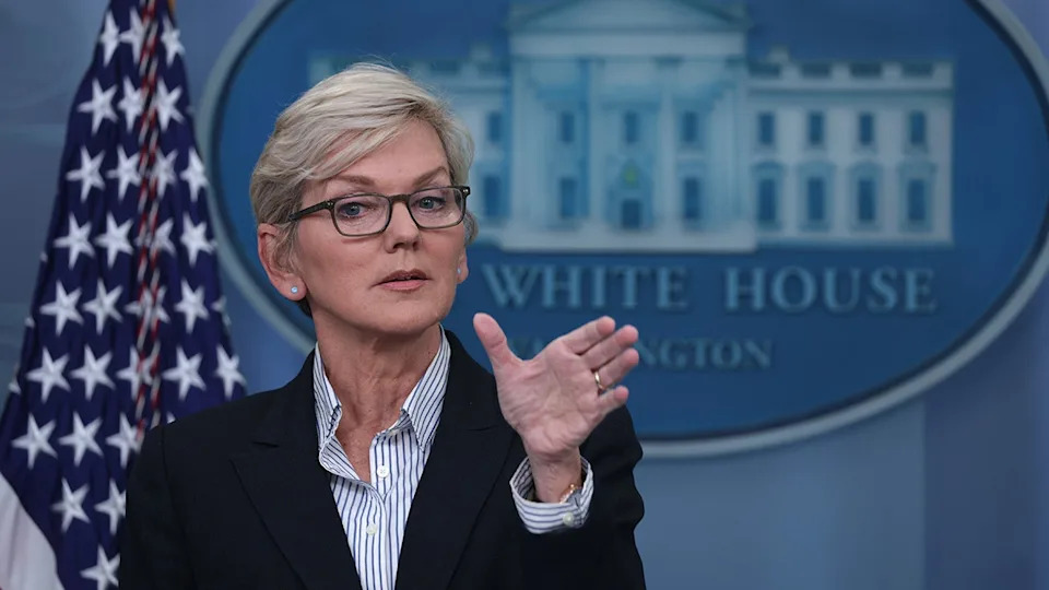 Watchdog Urges Congress To Review Billions In Late-Term DOE Grants Amid Minnesota Fraud Probe