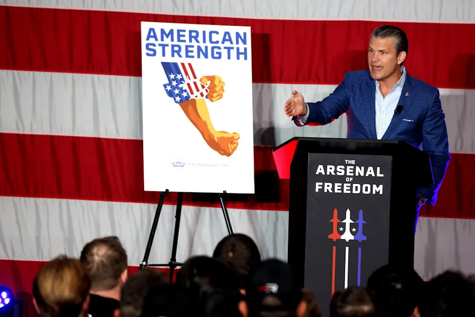 Hegseth Vows 'Elon‑Style' Pentagon Overhaul, Plans Grok AI Rollout Despite Controversy