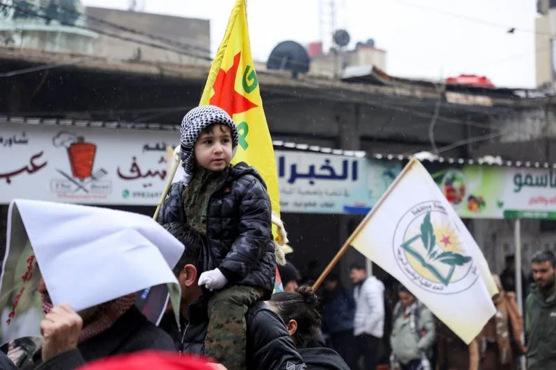 Thousands of Syrian Kurds Protest Aleppo Expulsions as Fears of Wider War Grow
