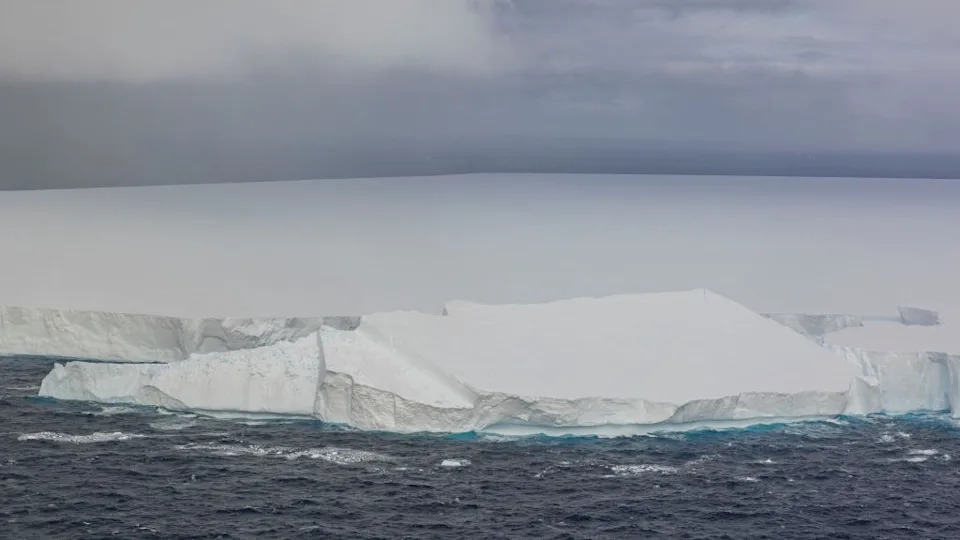 Once the World's Largest, Iceberg A23a Has Turned Into a Stripy 'Blue Mush' as It Breaks Up After Nearly 40 Years