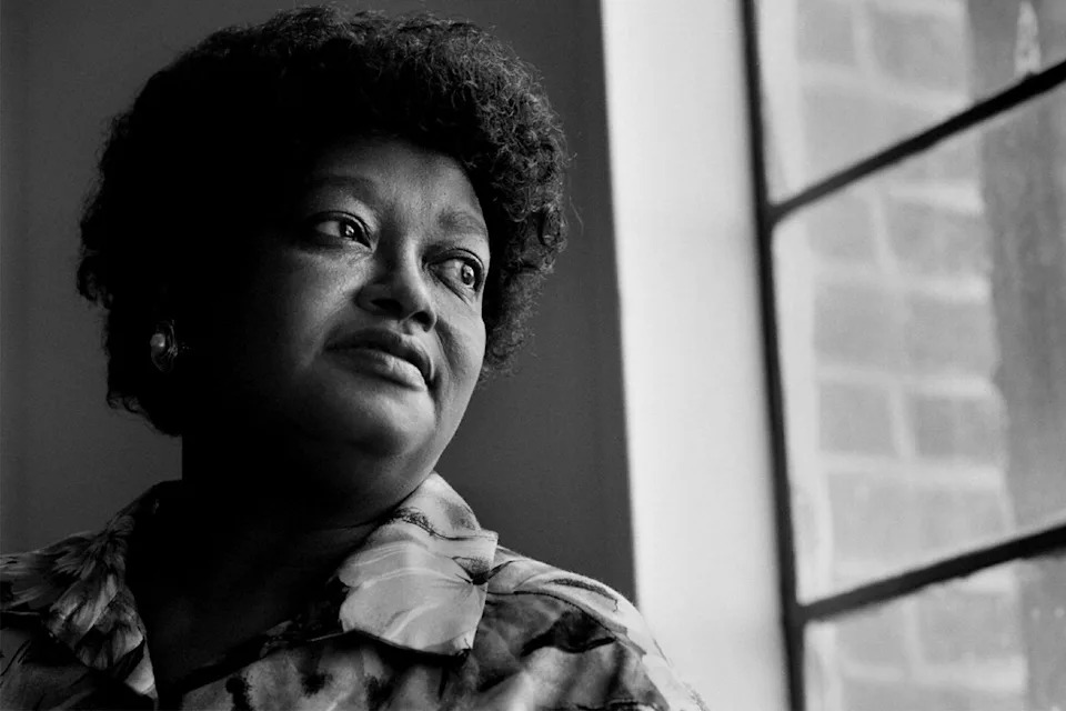 Claudette Colvin, Civil Rights Trailblazer Who Refused a Bus Seat at 15, Dies at 86