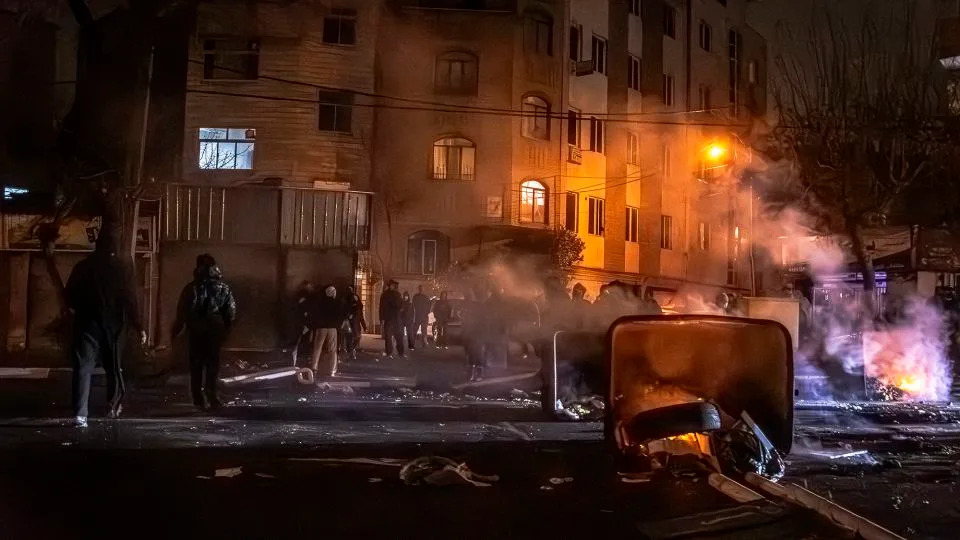 Trump Vows to “Rescue” Iranian Protesters — But His Record on Protests Is Selective