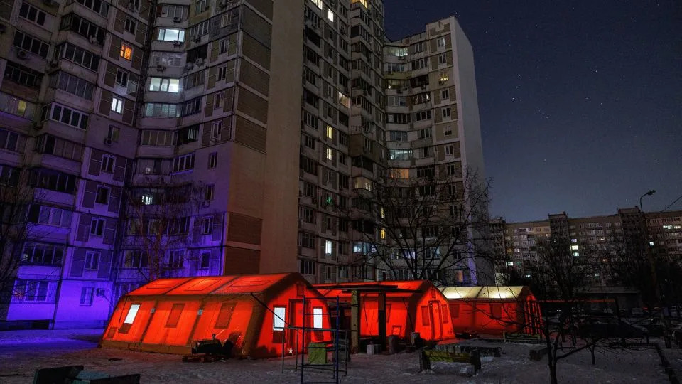 5 Things to Know — Jan. 14: ICE Lawsuits, Iran Execution Risk, Epstein Inquiry, Russia Strikes Kyiv, Deadly Thailand Crane Collapse