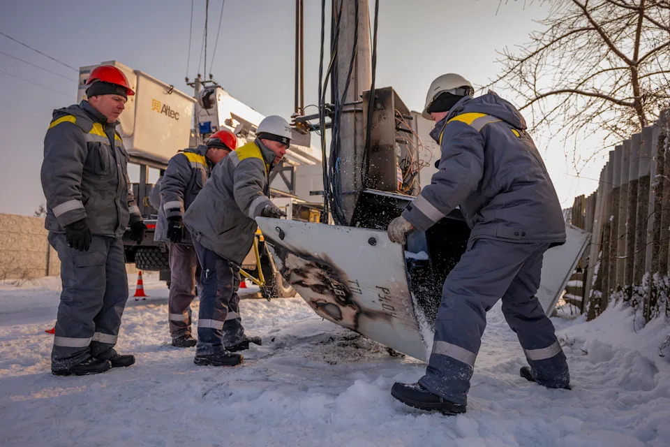Kyiv Region Faces Bitter Cold As Crews Race To Repair War-Damaged Power Grid