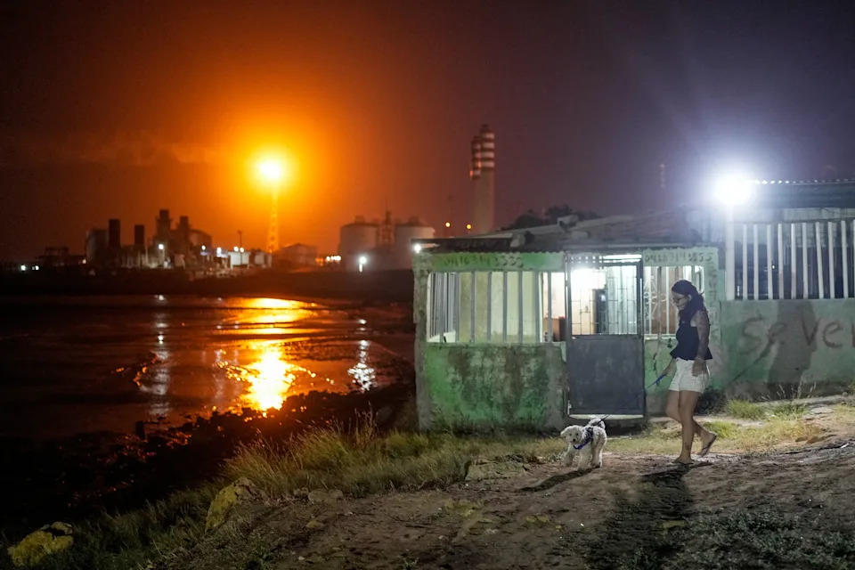 Life By The Refineries: Photos From Venezuela’s Paraguana Peninsula After Maduro’s Capture
