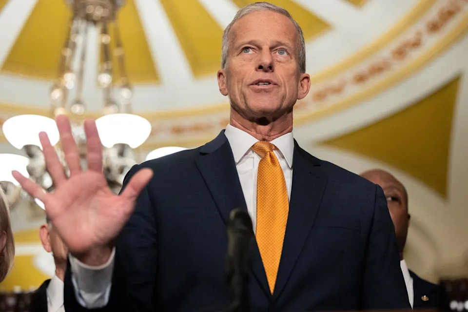 Trump Nominee Billy Long Apologizes After ‘52nd State’ Joke Triggers Iceland Inquiry