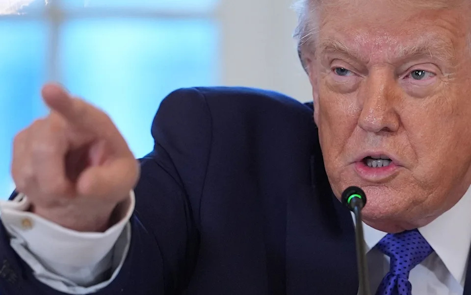 US Redirects USS Abraham Lincoln Carrier Strike Group Toward Iran Amid Deadly Protests