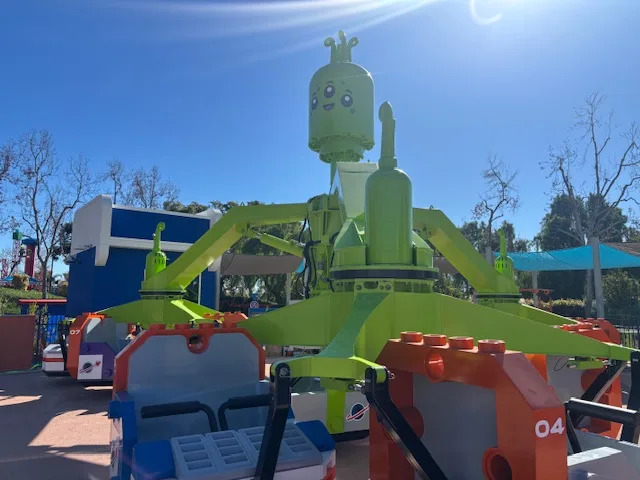 Inside LEGO Galaxy: Legoland California’s New Space Land and First Indoor Coaster — Opens March 6