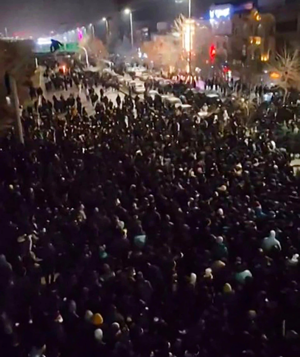 Iran Planira Trajno Odsecanje Od Globalnog Interneta — Prete Zatvoreni Intranet i Digitalna Izolacija