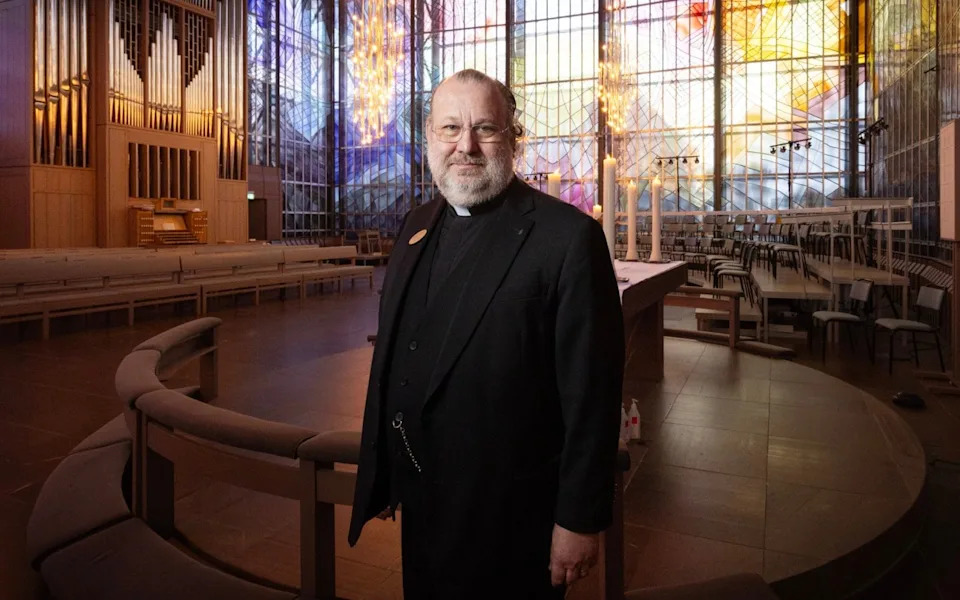 “Spy Nuns” Allegations: Belarusian Fundraisers, Russian Influence, and Swedish Church Concerns