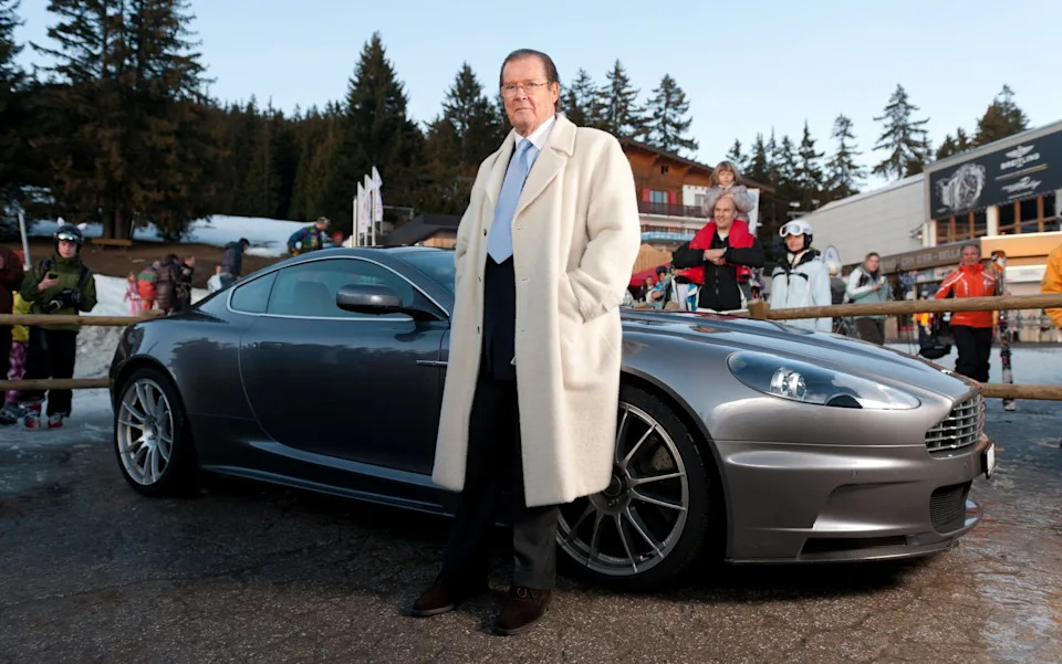 Deadly Nightclub Fire in Crans‑Montana: Sparkler Ignites Flammable Foam, 40 Killed as Inquiries Expand