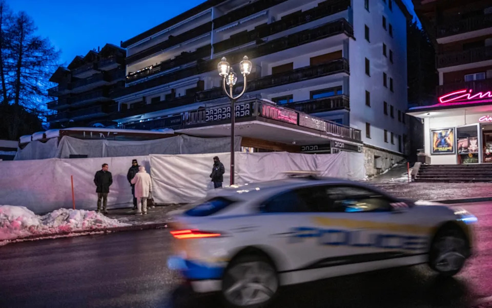 Deadly Nightclub Fire in Crans‑Montana: Sparkler Ignites Flammable Foam, 40 Killed as Inquiries Expand