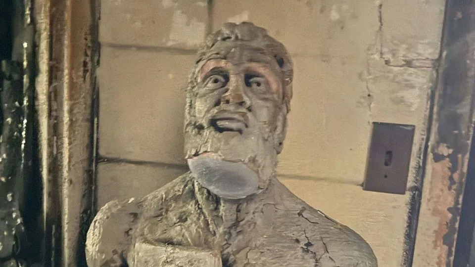 Historic Jackson Synagogue Damaged in Suspected Arson; Torahs Saved, Artifacts Devastated