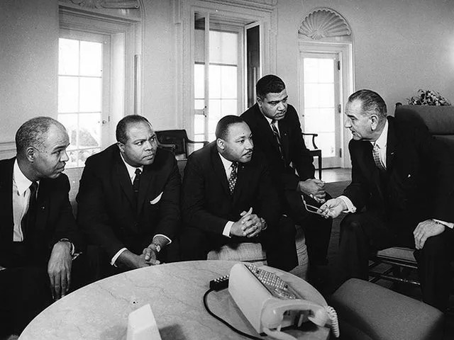 17 Powerful Martin Luther King Jr. Quotes That Still Inspire Today