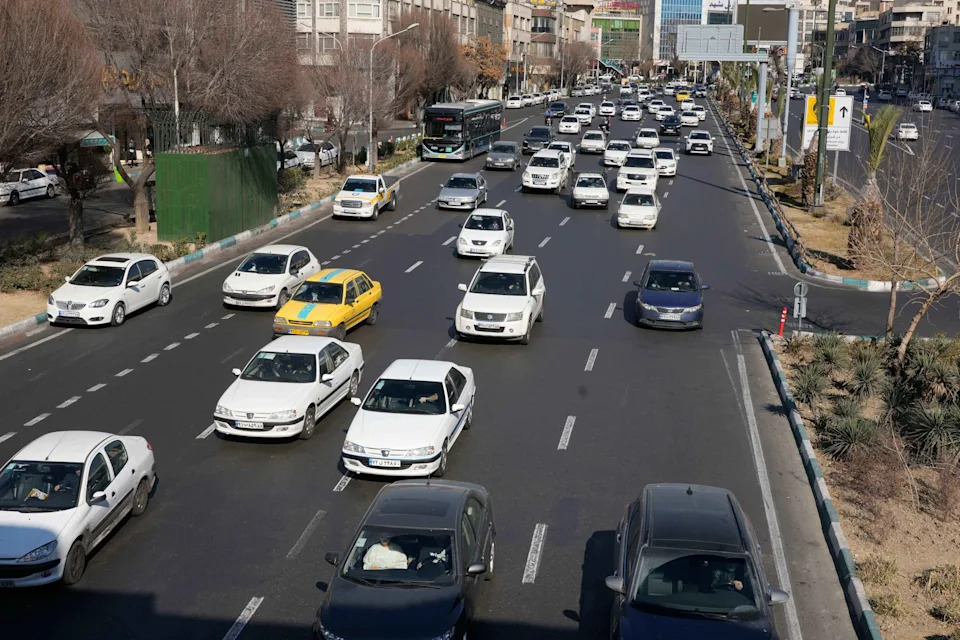 Internet Blackout Devastates Iranian Businesses Already Struggling From Rial Collapse