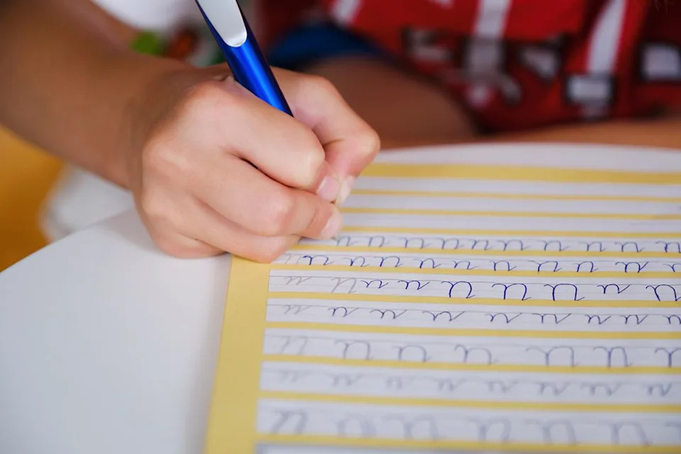 New Jersey Restores Cursive Instruction For Grades 3–5 — Law Takes Effect This Fall