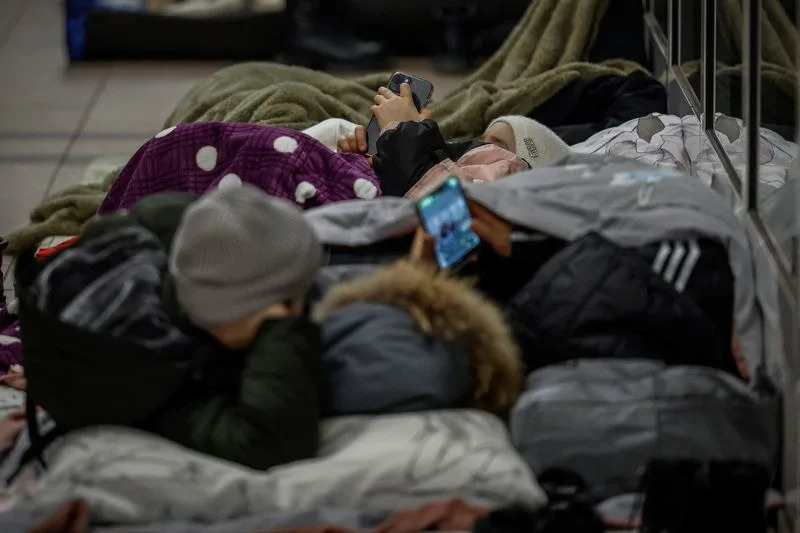 Russian Strike Plunges Kyiv Into Cold, Damages Nuclear-Linked Infrastructure, IAEA Warns