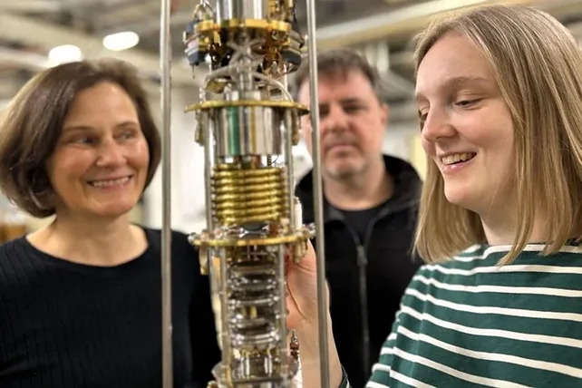 Scientists Find Unexpected Topological Quantum Phase in CeRu4Sn6 Near Absolute Zero